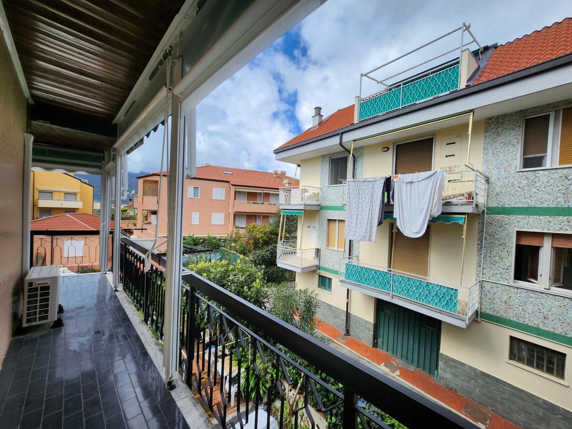700M Dal Mare Bilocale Con A/C, Ampio Balcone E Wi-Fi Apartamento Loano Exterior foto